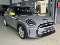 Moonwalk grey (metallic) Gebraucht 2021 Mini Cooper SE Essential Kleinwagen | 14.900 € (Guter Preis)