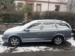 Grau Gebraucht 2005 Skoda Octavia Kombi | 2.000 € (Fairer Preis)