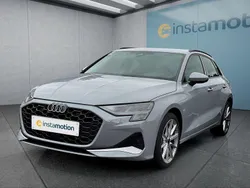 Grau Gebraucht 2024 Audi A3 Sportback Limousine | 36.949 € (Teuer)