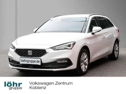 Weiß Gebraucht 2022 Seat Leon ST Style Kombi | 21.480 € (Fairer Preis)