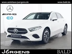Weiss unilack polarweiss Gebraucht 2024 Mercedes A250 Progressive Limousine | 30.130 € (Superpreis)