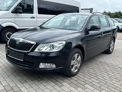 Schwarz Gebraucht 2012 Skoda Octavia Ambition Kombi | 4.990 € (Etwas zu teuer)