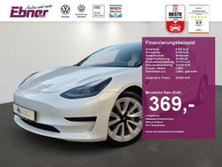 Weiß Gebraucht 2021 Tesla Model 3 Standard Range Plus Limousine | 25.820 € (Fairer Preis)
