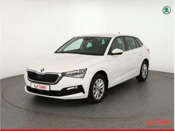 Weiß Gebraucht 2024 Skoda Scala Kleinwagen | 19.490 € (Fairer Preis)