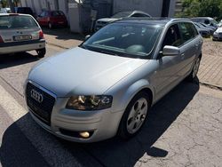Silber Gebraucht 2005 Audi A3 Sportback Ambition Kleinwagen | 3.990 € (Etwas zu teuer)