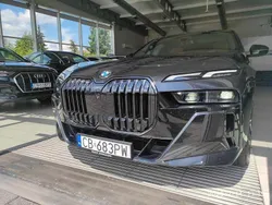 Schwarz Gebraucht 2023 BMW 740 M Sport Limousine | 102.000 € (Teuer)