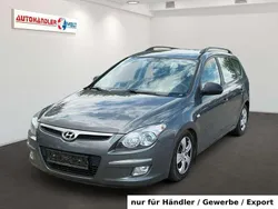 Grau Gebraucht 2010 Hyundai i30 Kombi | 4.499 € (Fairer Preis)