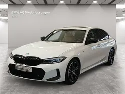 Weiß Gebraucht 2024 BMW 330 Comfort Edition Limousine | 49.400 € (Fairer Preis)