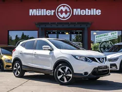 Weiß Gebraucht 2017 Nissan Qashqai N-Connecta SUV | 17.900 € (Etwas zu teuer)