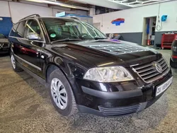 Schwarz Gebraucht 2002 VW Passat Family Kombi | 1.999 € (Fairer Preis)