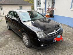 Schwarz Gebraucht 2004 Opel Vectra Limousine | 3.000 €