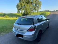Silber Gebraucht 2008 Opel Astra Limousine | 2.500 € (Fairer Preis)