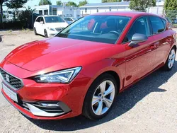 Rot Gebraucht 2020 Seat Leon FR Limousine | 17.295 € (Fairer Preis)