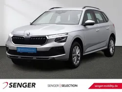 Brillant silber Gebraucht 2024 Skoda Kamiq Selection SUV | 28.880 € (Teuer)