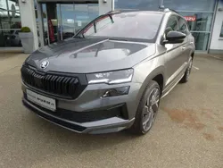 Graphite grau metallic Gebraucht 2022 Skoda Karoq SportLine SUV | 36.900 € (Fairer Preis)