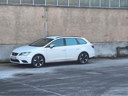 Weiß Gebraucht 2015 Seat Leon ST Reference Kombi | 8.990 € (Fairer Preis)