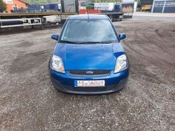 Blau Gebraucht 2006 Ford Fiesta Ambiente Van / Kleinbus | 1.500 € (Guter Preis)