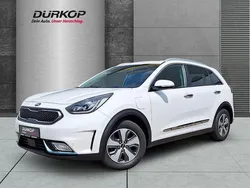 (swp) snow white pearl Gebraucht 2017 Kia Niro Spirit SUV | 18.440 € (Etwas zu teuer)
