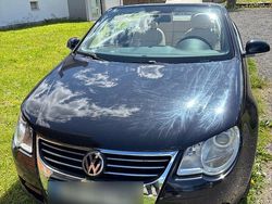 Schwarz Gebraucht 2007 VW Eos Cabrio | 3.750 € (Etwas zu teuer)