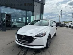 Weiß Gebraucht 2020 Mazda 2 Center-Line Limousine | 12.490 € (Fairer Preis)