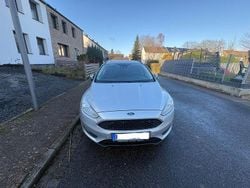 Silber Gebraucht 2017 Ford Focus Cool & Connect Kombi | 6.800 € (Guter Preis)