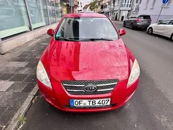 Rot Gebraucht 2008 Kia Ceed Basis Limousine | 3.200 € (Fairer Preis)