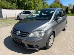 Grau Gebraucht 2009 VW Golf Plus Cross Trendline Van / Kleinbus | 3.999 € (Fairer Preis)