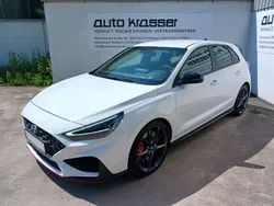 Weiß Gebraucht 2024 Hyundai i30 N Performance Limousine | 35.990 € (Fairer Preis)