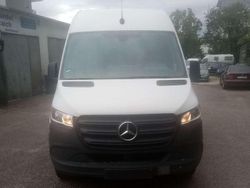 Arktikweiss Gebraucht 2022 Mercedes Sprinter Van | 14.875 €