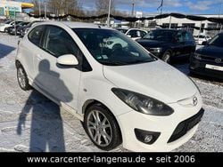 Weiß Gebraucht 2010 Mazda 2 Dynamic Kleinwagen | 1.999 € (Guter Preis)
