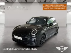 Schwarz Gebraucht 2022 Mini ONE Kleinwagen | 20.199 € (Etwas zu teuer)