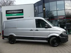 Reflexsilber metallic (metallic) Gebraucht 2023 VW Crafter Van | 28.700 € (Guter Preis)