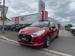 Lackierung rot rubi/metallicl Gebraucht 2017 DS Automobiles DS3 Cabriolet Sport Chic Cabrio | 10.950 €