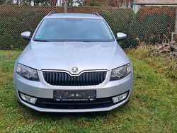 Silber Gebraucht 2014 Skoda Octavia Ambition Kombi | 6.900 € (Guter Preis)