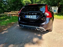 Schwarz Gebraucht 2012 Volvo V60 R-Design Kombi | 7.800 € (Guter Preis)