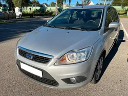 Silber Gebraucht 2010 Ford Focus Kombi | 2.990 € (Guter Preis)