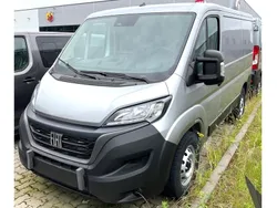 Grau Neu 2024 Fiat Ducato Van | 39.990 €