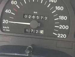 Grün Gebraucht 1995 Opel Vectra Limousine | 6.850 €