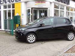 Schwarz Gebraucht 2016 Renault Zoe Intens Kleinwagen | 6.899 € (Fairer Preis)