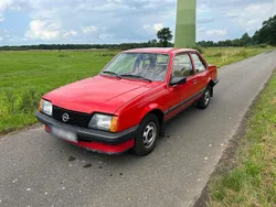 Rot Gebraucht 1982 Opel Ascona Limousine | 3.200 €