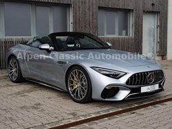 Grau Gebraucht 2024 Mercedes SL63 AMG AMG Cabrio | 159.000 € (Teuer)