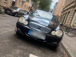 Schwarz Gebraucht 2004 Mercedes C180 Coupé | 2.300 € (Fairer Preis)