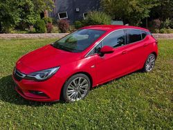 Rot Gebraucht 2016 Opel Astra Innovation Limousine | 10.500 € (Guter Preis)