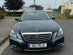 Grün Gebraucht 2010 Mercedes E350 Limousine | 9.999 €