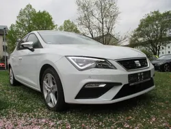 Weiß Gebraucht 2020 Seat Leon FR Limousine | 16.999 € (Fairer Preis)