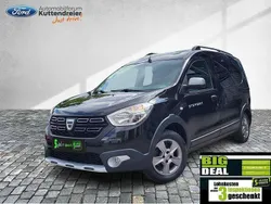 Schwarz Gebraucht 2019 Dacia Dokker Stepway Van | 14.580 € (Fairer Preis)