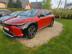 Rot Gebraucht 2023 Toyota bZ4X Comfort SUV | 35.900 € (Fairer Preis)