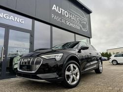 Brillantschwarz Gebraucht 2022 Audi e-tron SUV | 28.950 € (Guter Preis)
