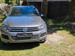 Grau Gebraucht 2014 VW Touareg Exclusive SUV | 21.600 € (Teuer)