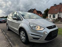 Silber Gebraucht 2014 Ford S-MAX Trend Van / Kleinbus | 5.900 € (Fairer Preis)